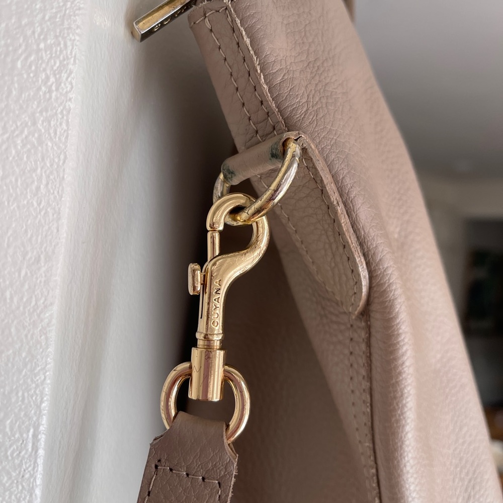 Cuyana Leather Greige zipper tote with cross body strap